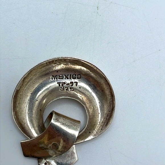 Vintage Sterling Earrings! - Picture 5 of 5